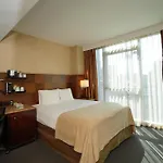 Wyndham Garden Chinatown